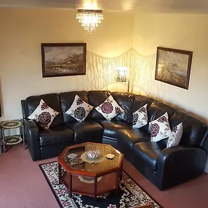 Penthouse Sleeps 11 , Edinburgh United Kingdom